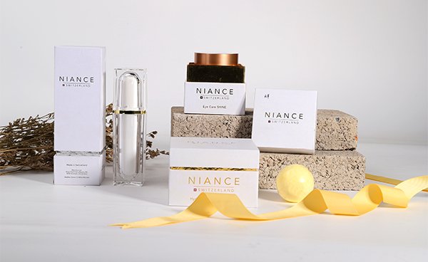 Pearl White Paper Cosmetic Packaging