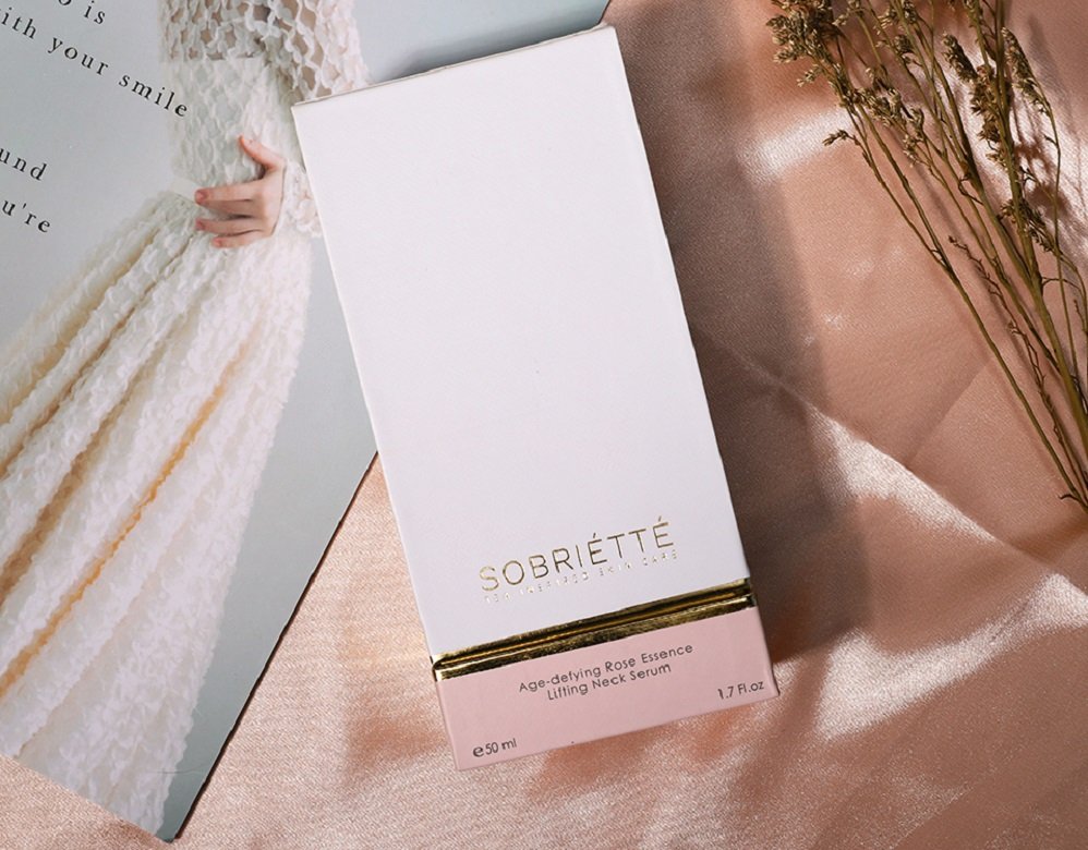 Cosmetic Packaging- Magnetic Gift Boxes