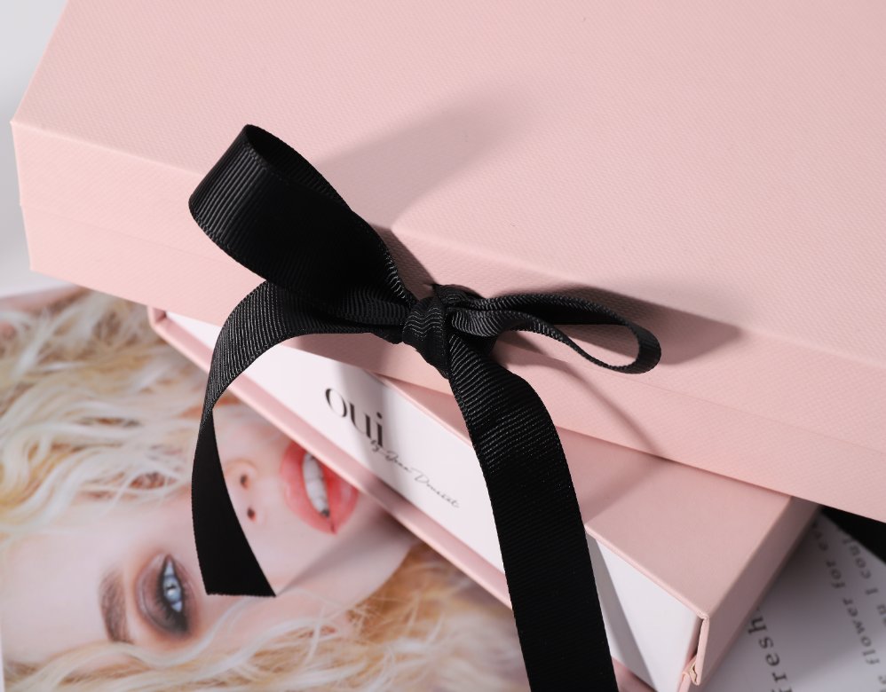 Gift Box Packaging with Ribbon