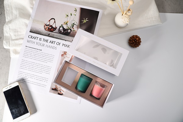 Triple Candle Set Packaging