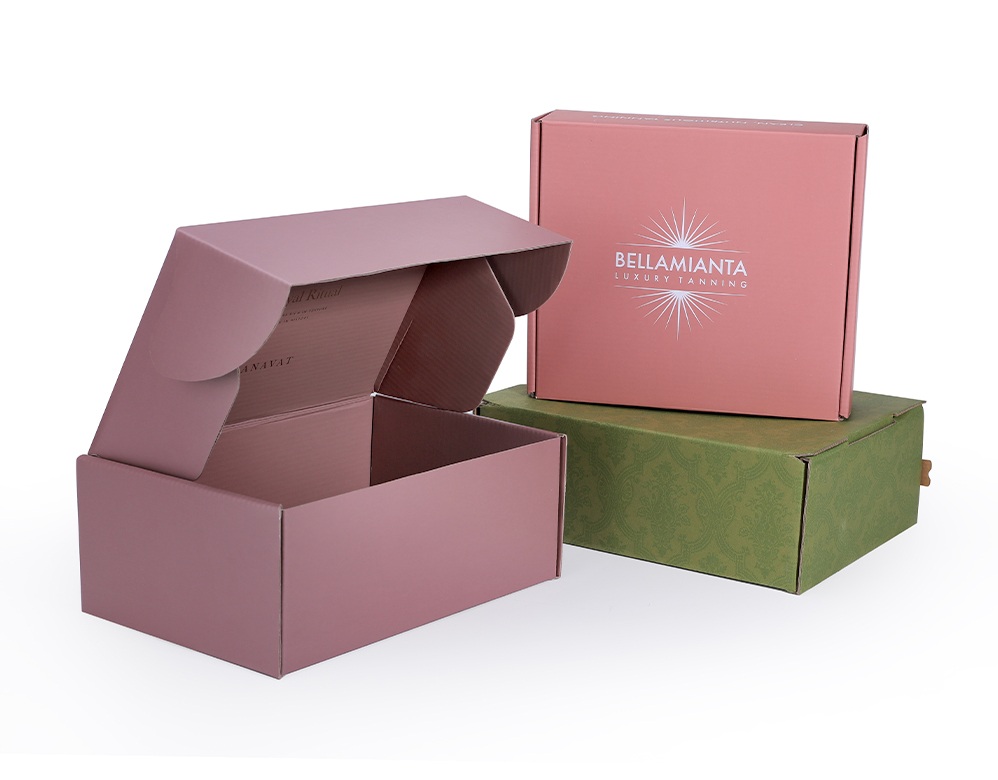 Corrugated mailer box – shipping box