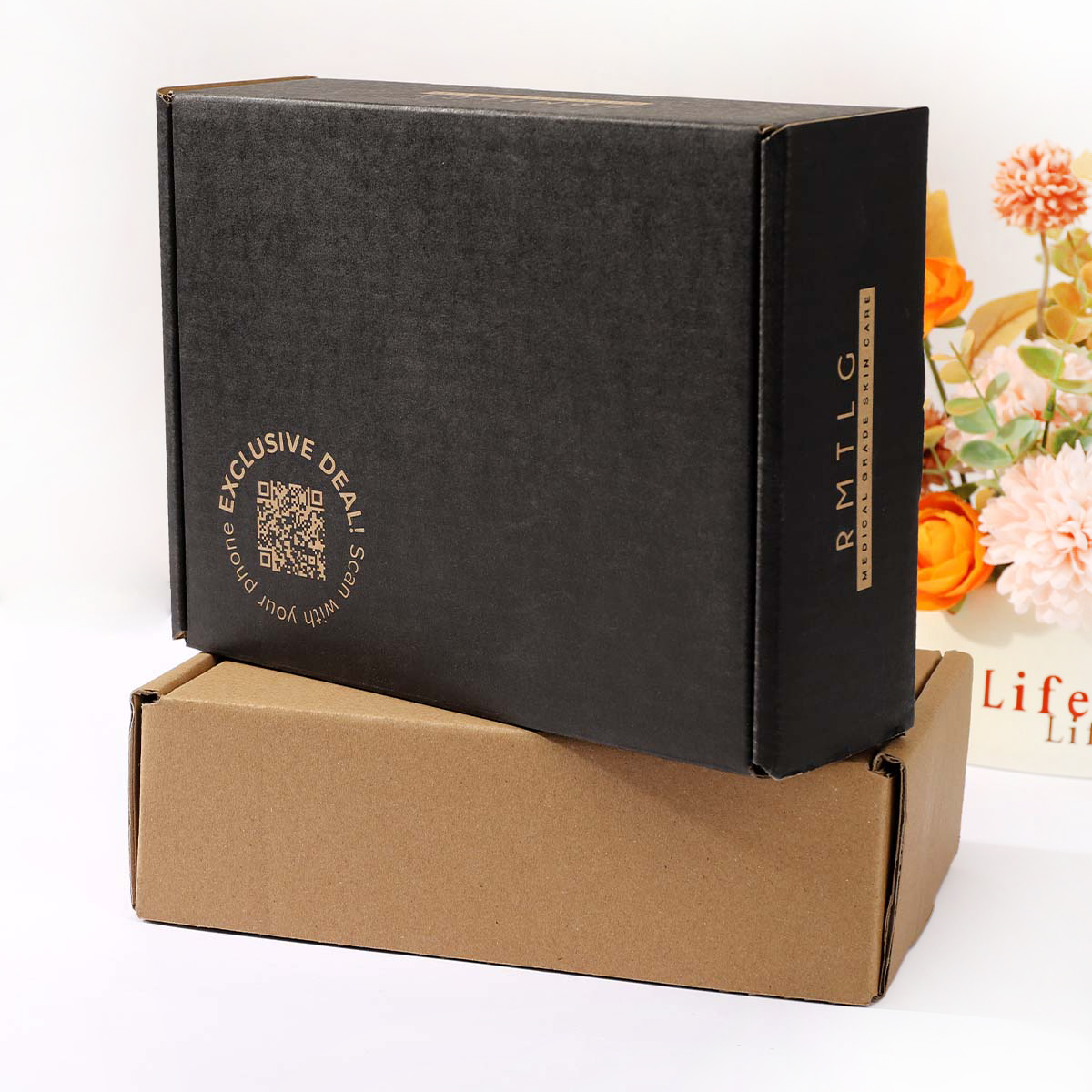 Colorful Clothing Corrugated Packaging Boxes, Enhance Your Brand